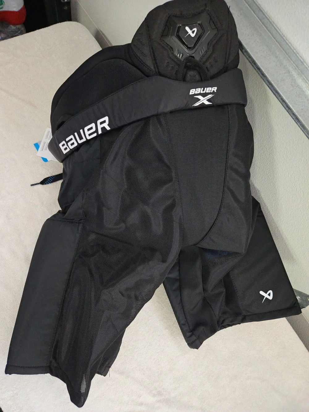 🏒Bauer X Hockey Pants, Intermediate Medium🏒  NWT.
